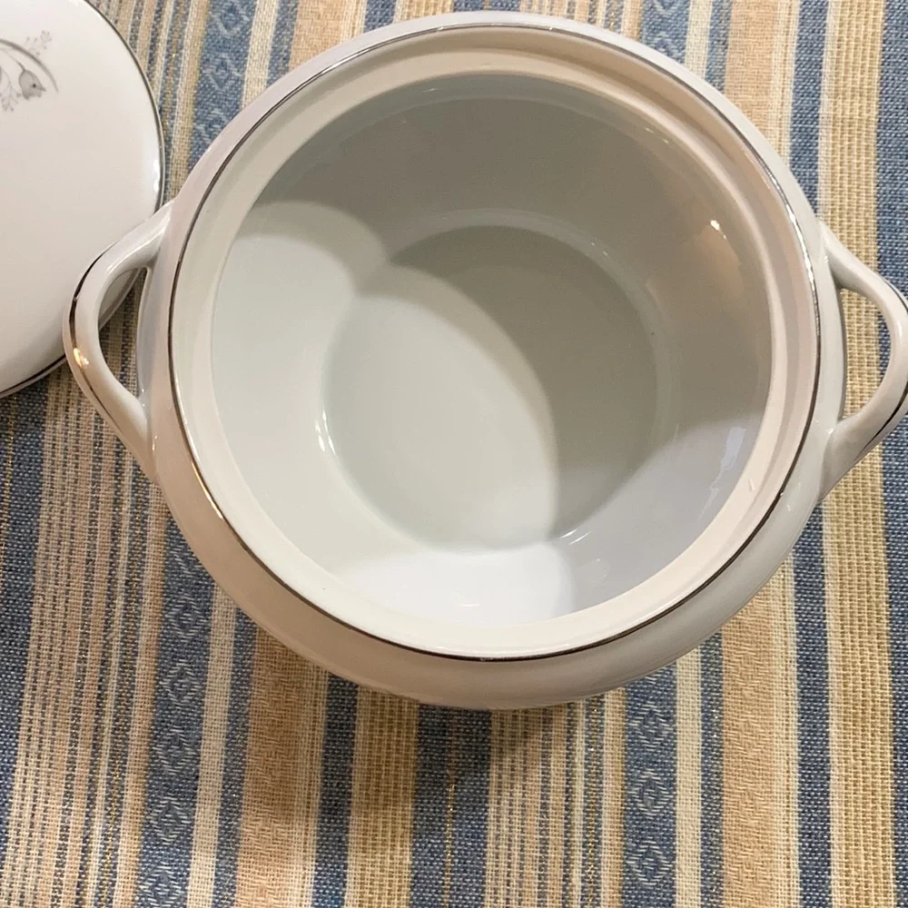 Creative‎ Royal Elegance Fine China Serving Dish with Lid